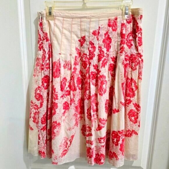 Free People ✦ Pleated Floral Midi Skirt ✦ Beige Cotton Red Print Size 2 - Picture 4 of 11